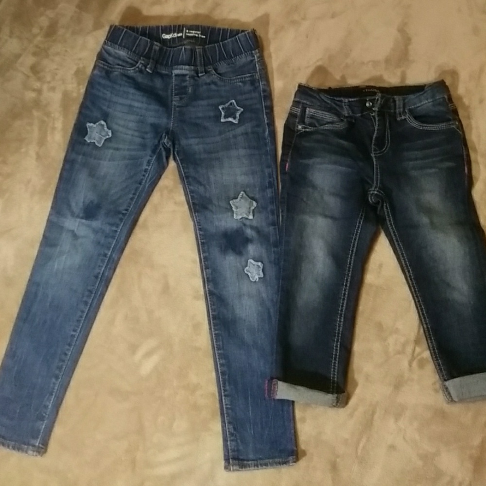 Girls skinny jeans (Gap) and capris (Vigoss).